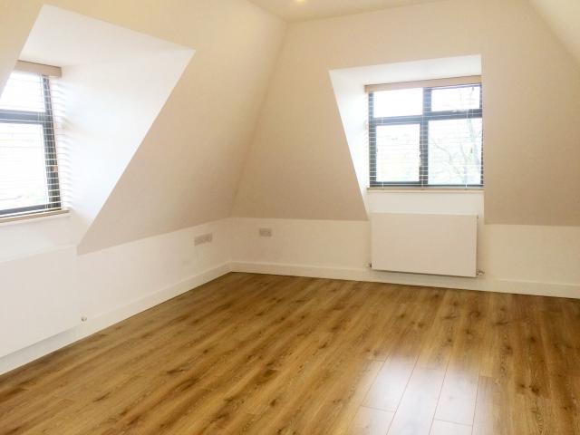 			NEW INSTRUCTION, 1 Bedroom, 1 bath, 1 reception Flat			 Kingsgate Avenue, FINCHLEY CENTRAL